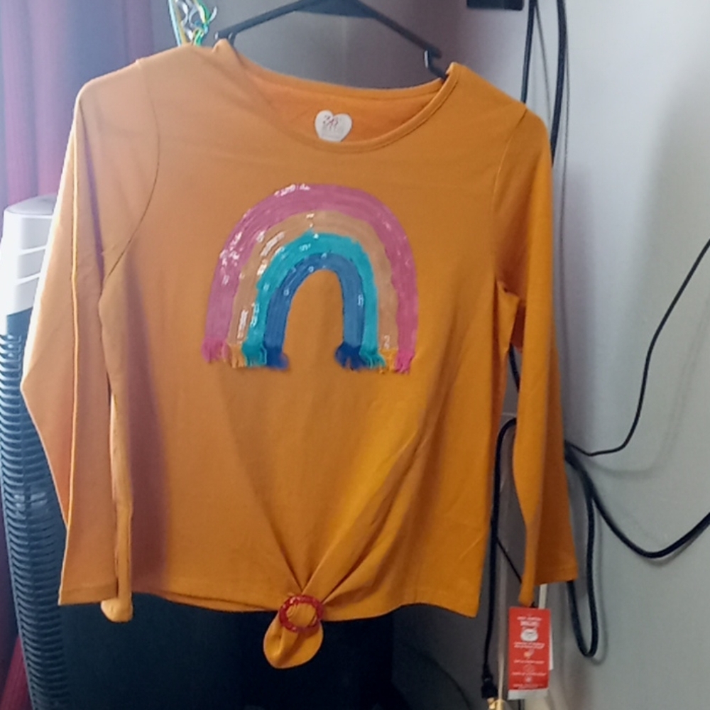 Girls size 10 shirt